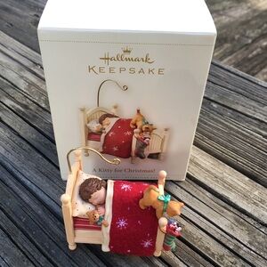 Hallmark Keepsake A Kitty for Christmas! In Original Box